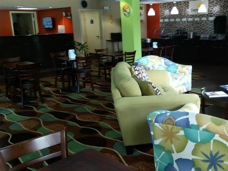 Days Inn By Wyndham Sarasota Bay Extérieur photo