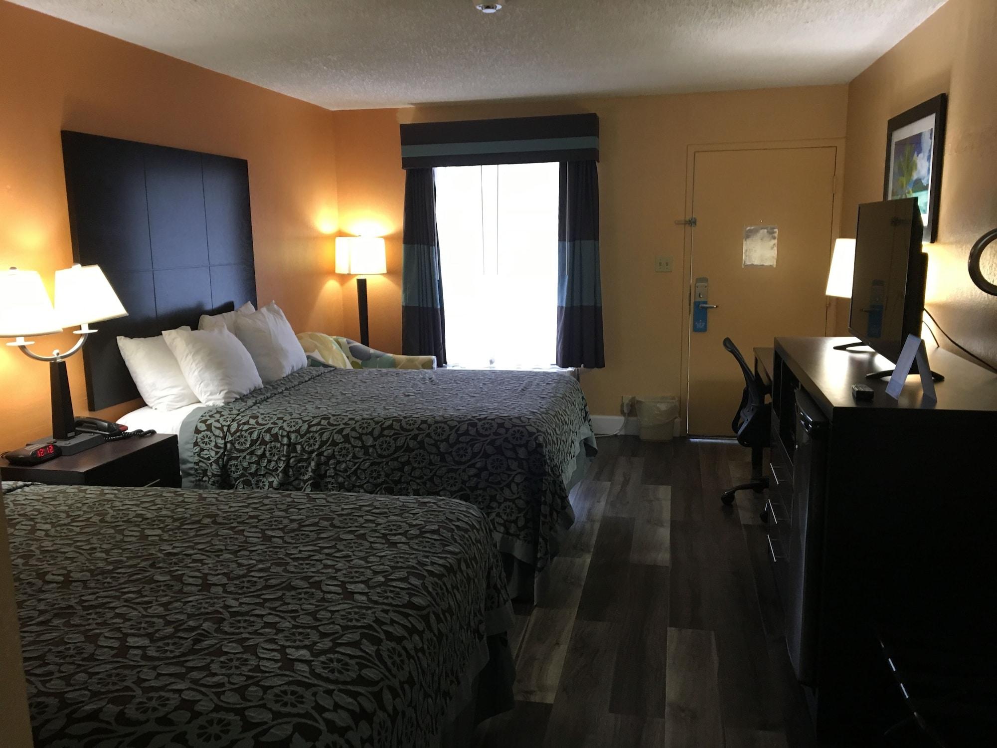 Days Inn By Wyndham Sarasota Bay Extérieur photo