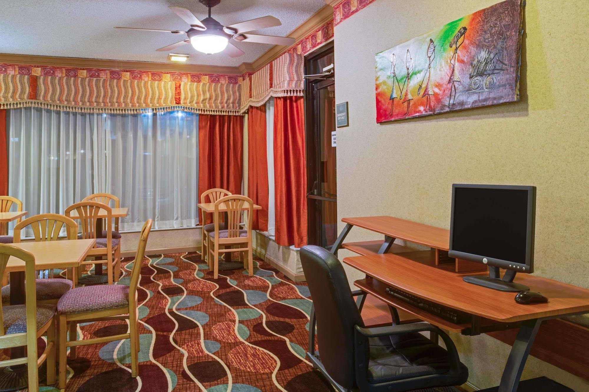 Days Inn By Wyndham Sarasota Bay Extérieur photo